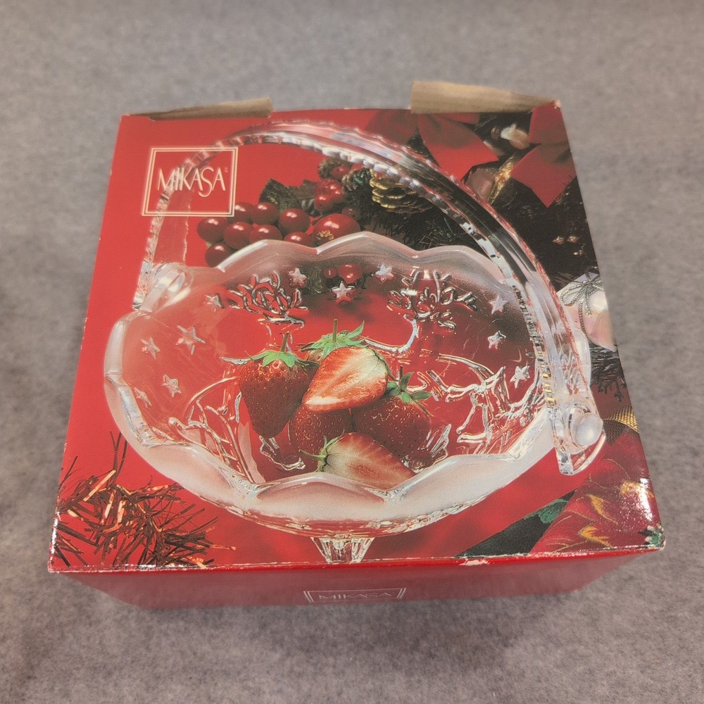 Mikasa Silent Night Handled Basket Clear Frosted Glass Christmas Santa Reindeer - Picture 2 of 6